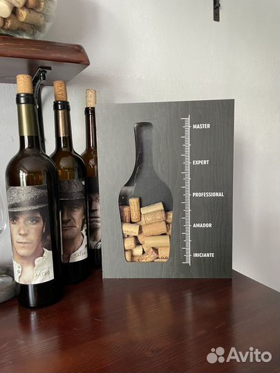 Копилка для винных пробок