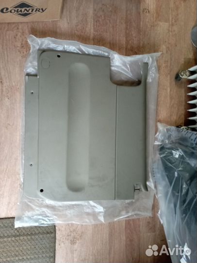 0k53c68320bb2 Консоль двери Kia Carnival