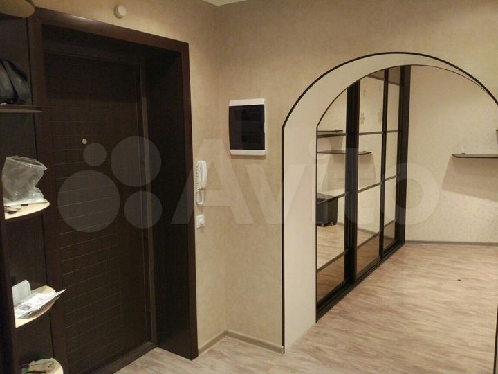 2-к. квартира, 57 м², 16/18 эт.