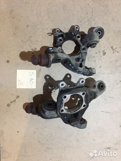 Кулак поворотный Volvo S80 2.5 TDI