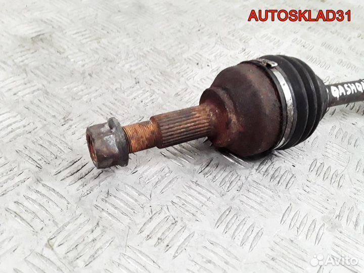 Полуось перед левая Nissan Qashqai 2.0 mr20de МКПП