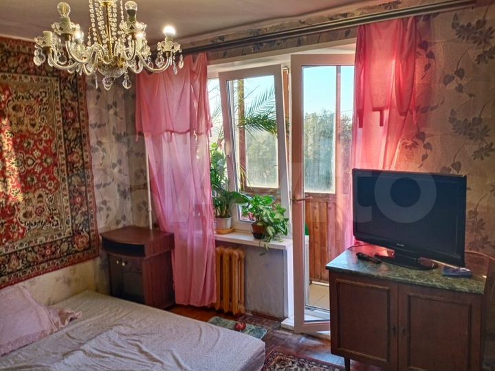 Комната 15 м² в 2-к., 8/9 эт.