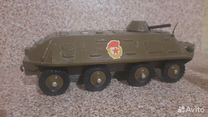 Игрушка бтр СССР