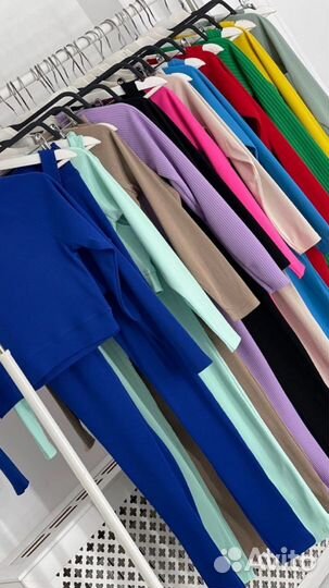 Спортивный костюм женский новый