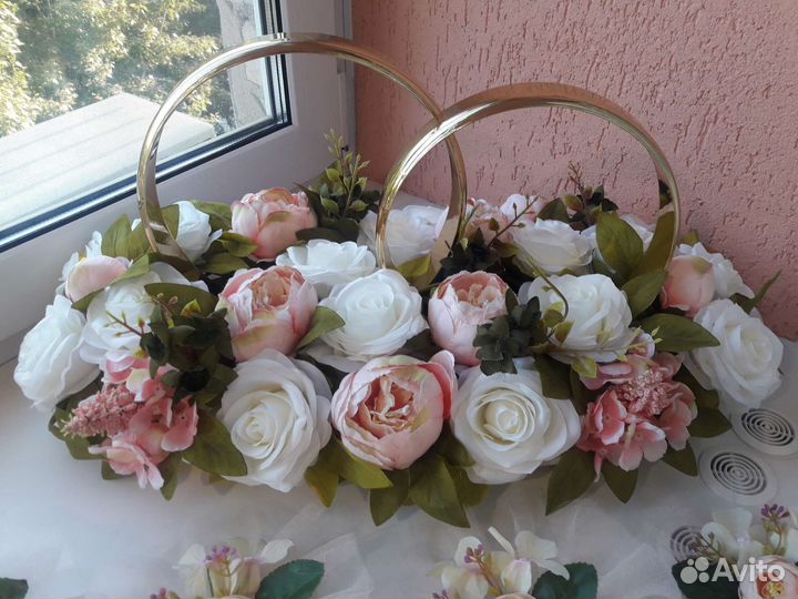 Свадебные украшения на машину