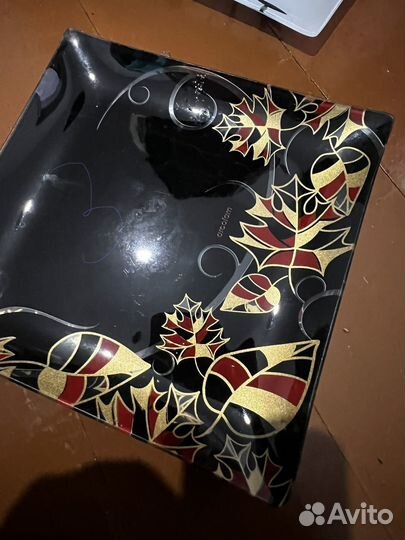 Тарелки посуда