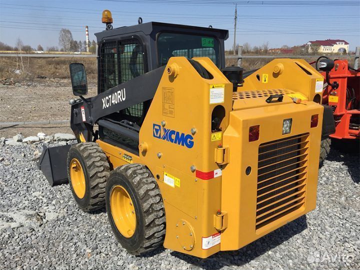 Мини-погрузчик XCMG XC740RU, 2022