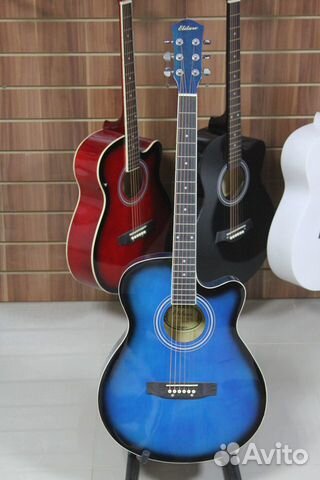 Шестиструнная акустическая гитара 4/4