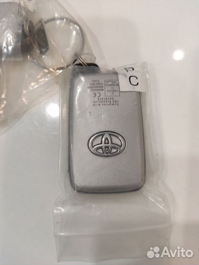 Смарт ключ toyota land cruiser Prado 150