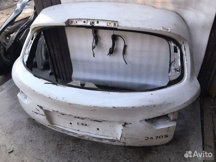 Крышка багажника Infiniti Qx70