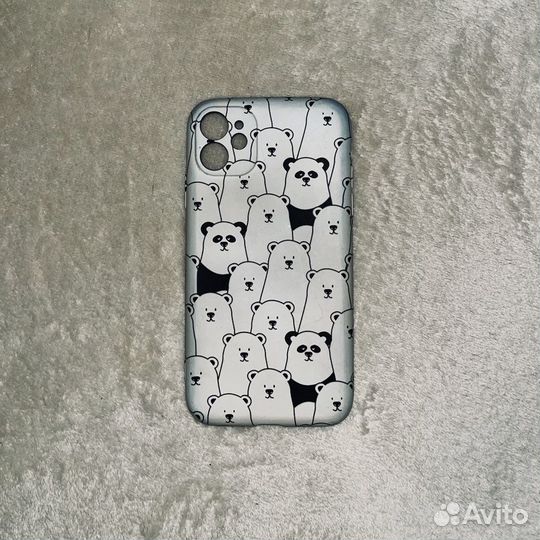 Чехол на iPhone 11