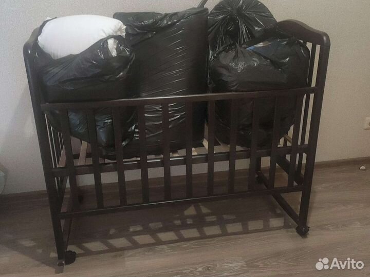 Детская кроватка
