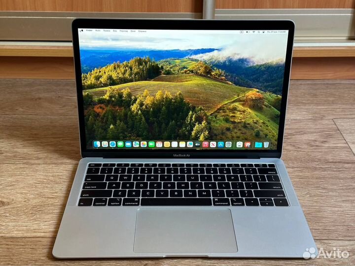 Macbook Air 13 2018 i5/16gb/512gb 9 циклов акб