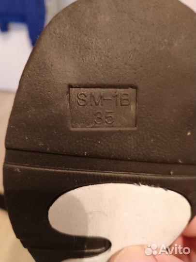 Коньки хоккейные