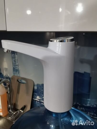 Бутыли 19 литров 3шт с электро помпой