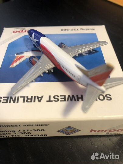 Boeing 737-300 Southwest airlines 1/500