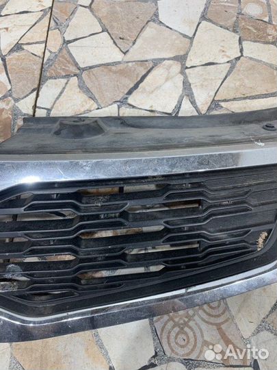 Решетка радиатора Kia Ceed Ed хэтчбэк 1.6 122 Л.C