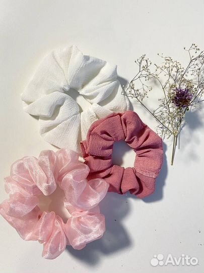 Объёмные резинки для волос ручной работы