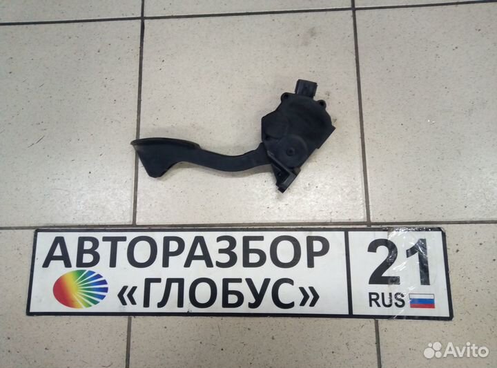 Педаль газа Тойота Королла 150 Toyota Corolla