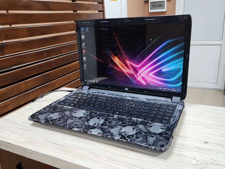 Ноутбук DNS core i5, 4Gb, SSD 128 gb