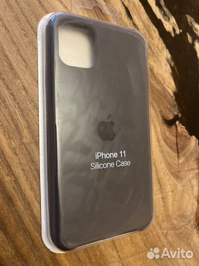 Силиконовый чехол на iPhone 11