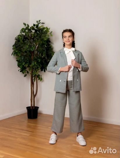 Костюм брючный для девочки