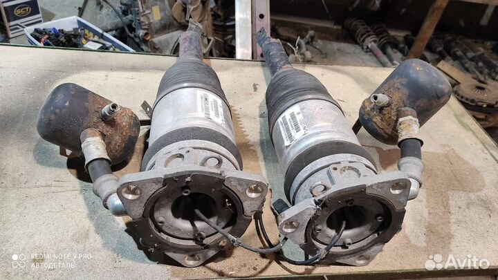 Стойки ауди а 8 д 3 пнесмостойки пневма Audi a 8d3