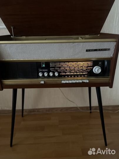 Радиола СССР рабочая
