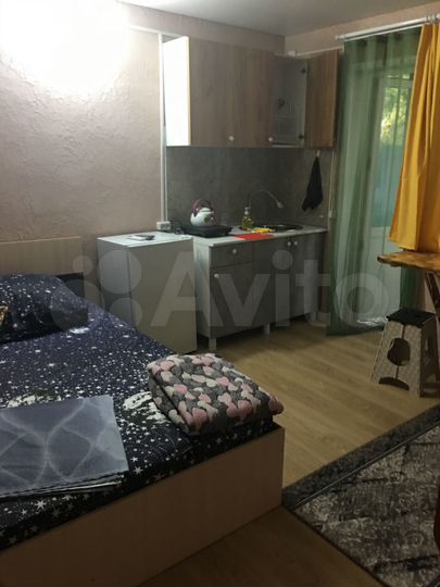 Комната 20 м² в 6-к., 2/2 эт.