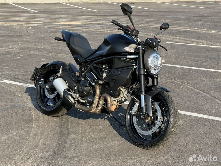 Ducati Monster 797