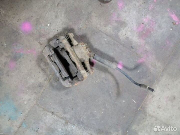 Суппорт тормозной передний правый Citroen C4