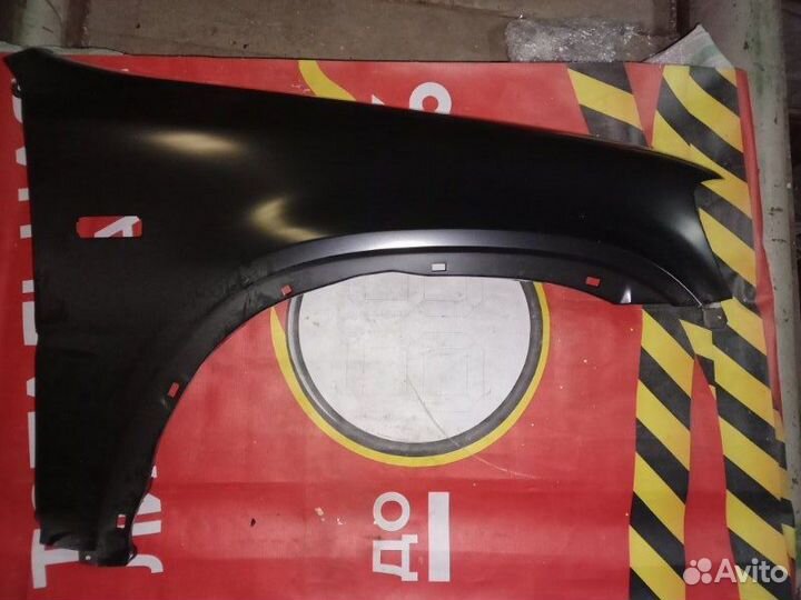 Крыло переднее правое Honda Cr-V RD1 B20B