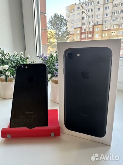 iPhone 7, 32 ГБ