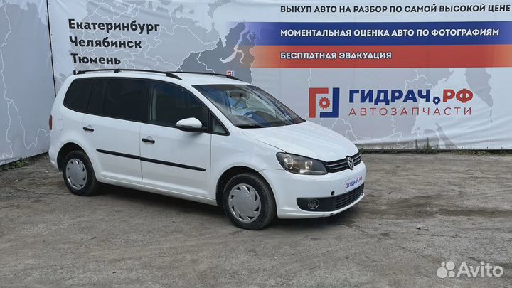 Стекло двери задней левой Volkswagen Touran (1T3) 1T0845025J