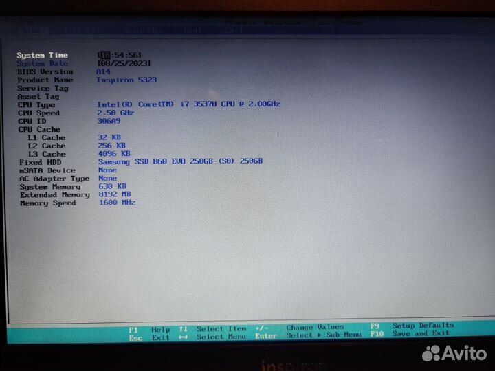 Ноутбук Dell Inspiron 5323