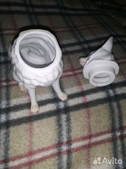 Собака фигурка статуэтка с крутящейся головой