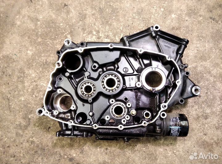 Картер правая половина suzuki vl400 vl 400 vl 800