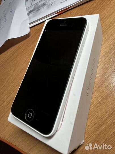 iPhone 5C, 16 ГБ