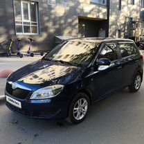 Skoda Fabia 1.2 MT, 2012, 238 000 км, с пробегом, цена 450 000 руб.