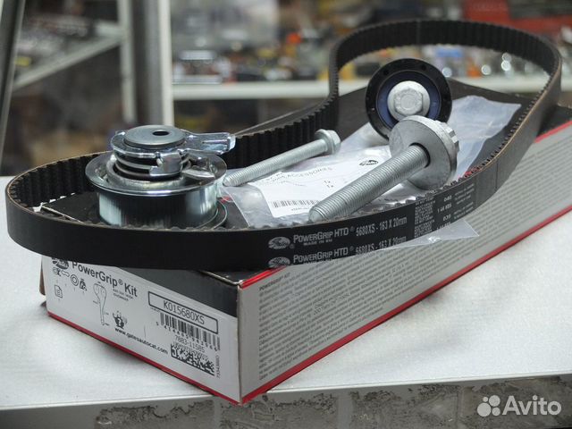 Положения ролики грм шкода рапид 2018. Комплект грм шкода рапид 1. 6. 06a198119 ремкомплект грм. Ремень помпы шкода рапид.