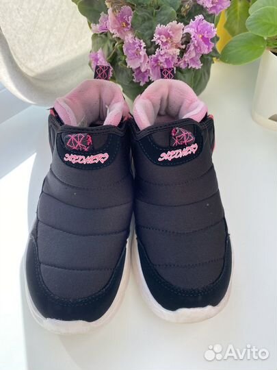 Skechers 35