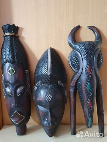 Маска декоративная на стену