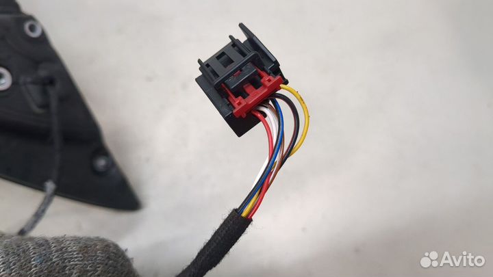 Зеркало боковое правое Skoda Octavia (A7)