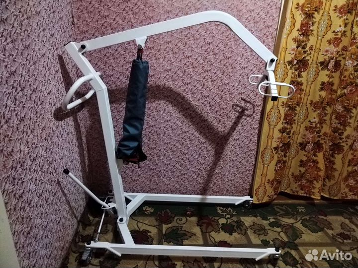 Подъёмник передвижной гидравлический