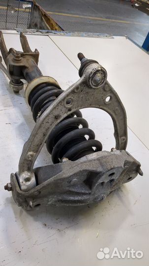 Амортизатор подвески правый передний Audi Q7