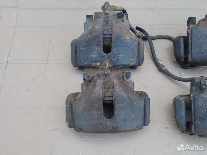 Суппорт передний левый (правый) Opel Vectra B