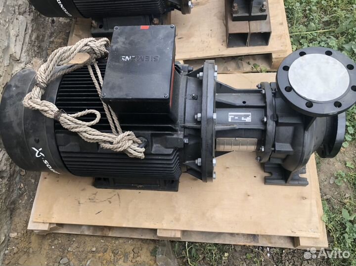 Насосная станция “Grundfos”