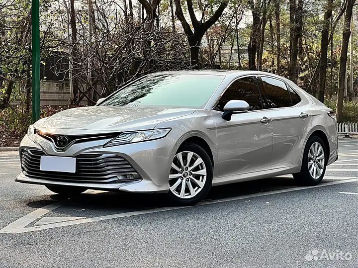 Toyota Camry 2.0 CVT, 2021, 20 000 км