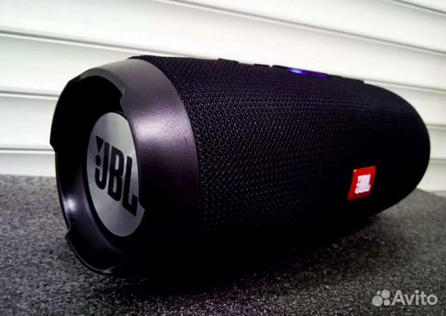 Колонка JBL
