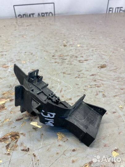 Кронштейн замка двери передний левый Bmw 5 G30 2.0